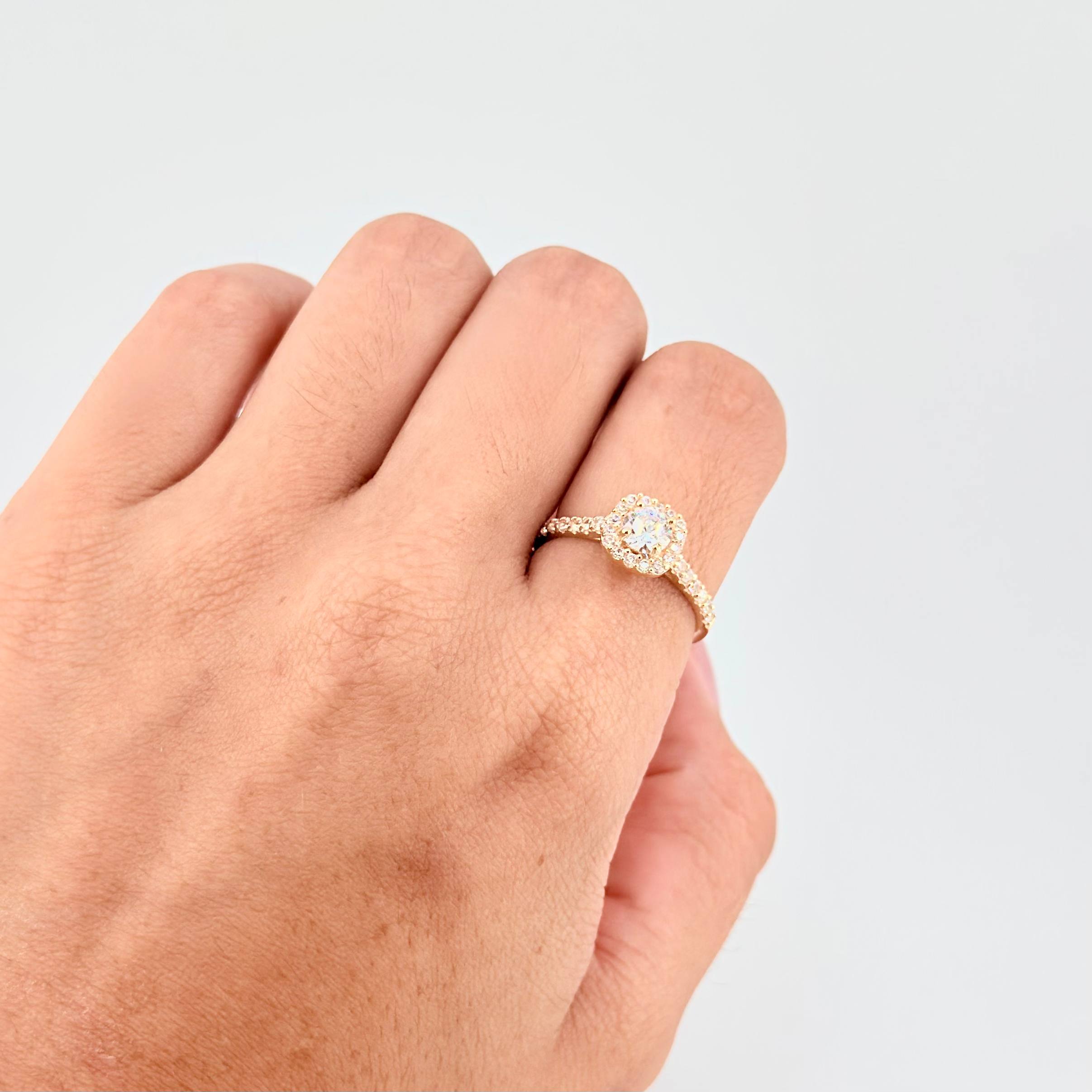 Anillo Halo Tupido 3g / T7 1/4 Oro Amarillo 18K