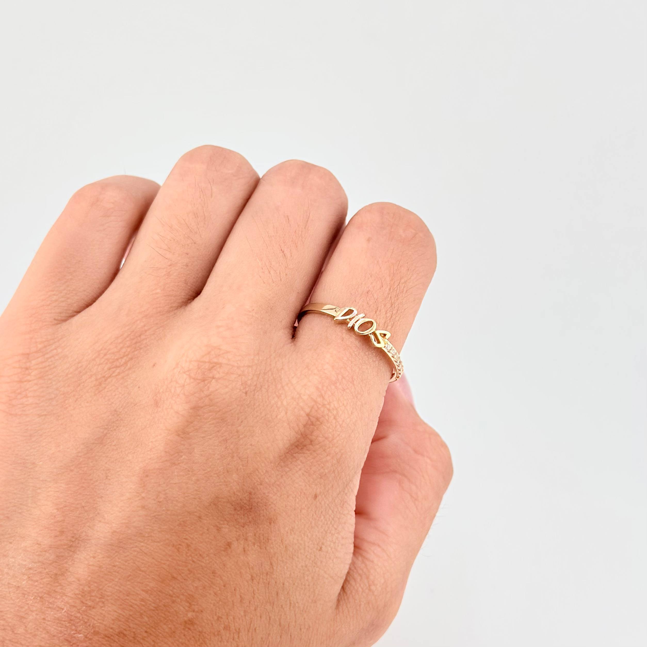Anillo Dios 1.55g / T6 3/4 Oro Amarillo 18K