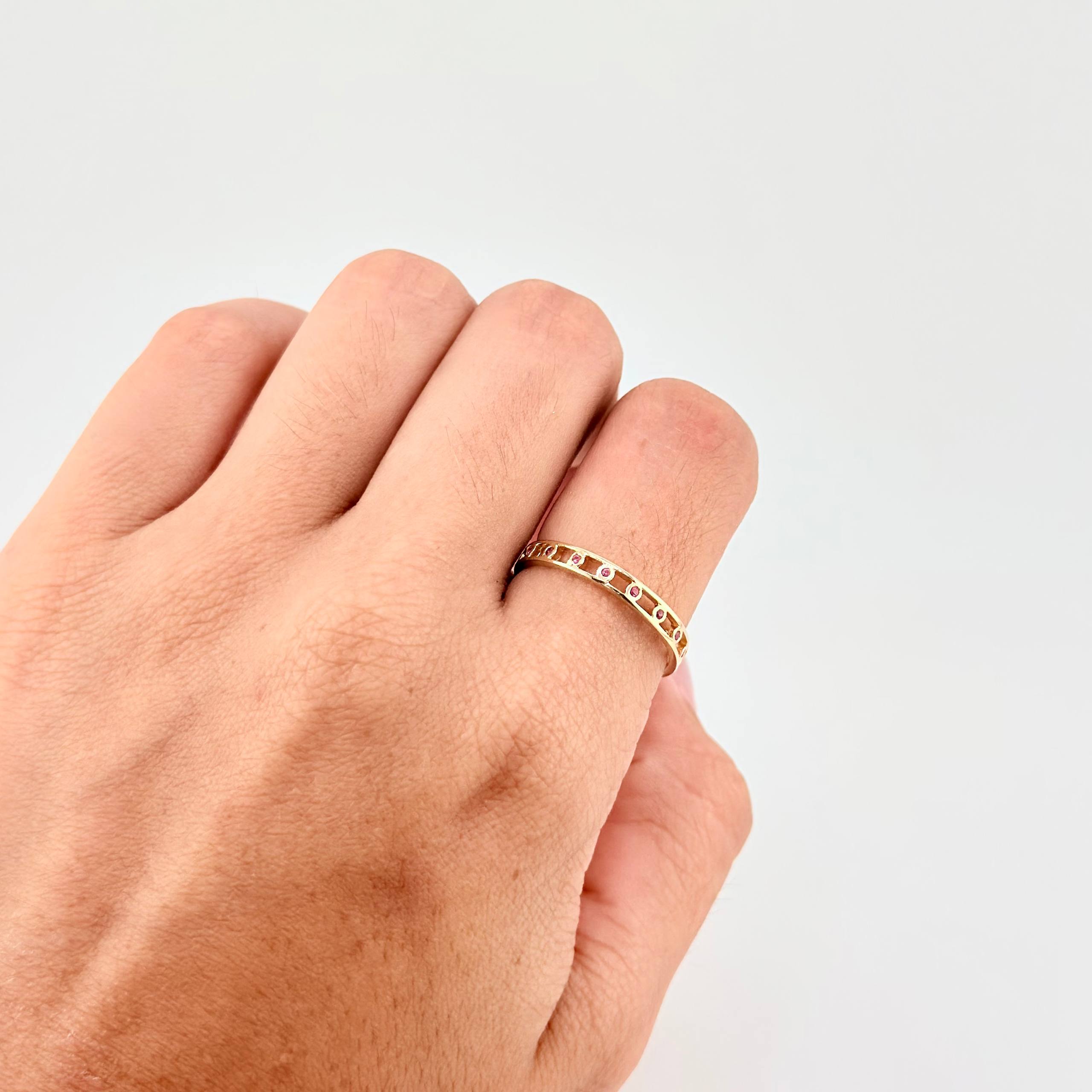 Anillo Cinturón de Chispas 1.85g / T8 1/4 Oro Amarillo 18K