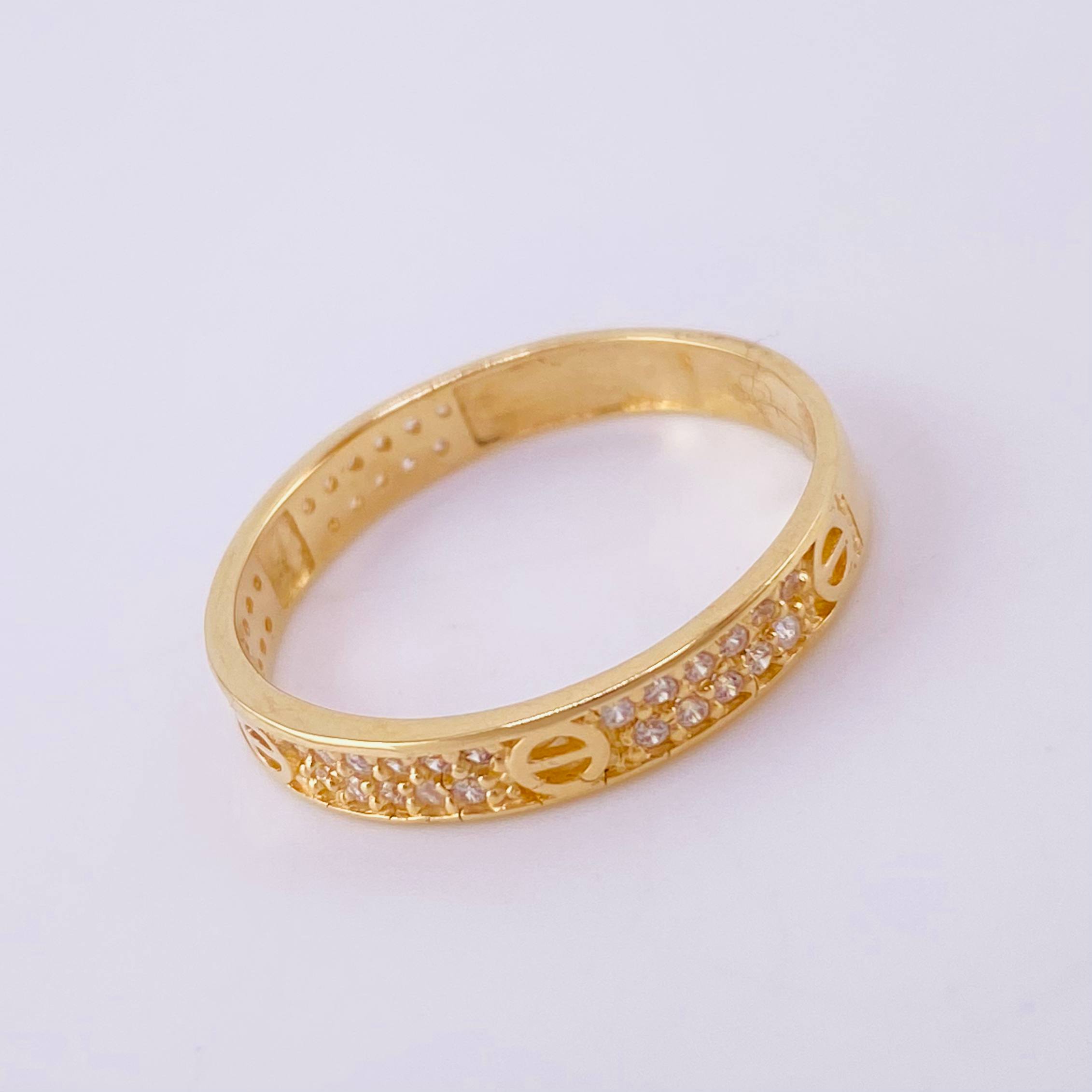 Anillo Louis Ferla 2.2g / T7 1/2 Oro Amarillo 18K