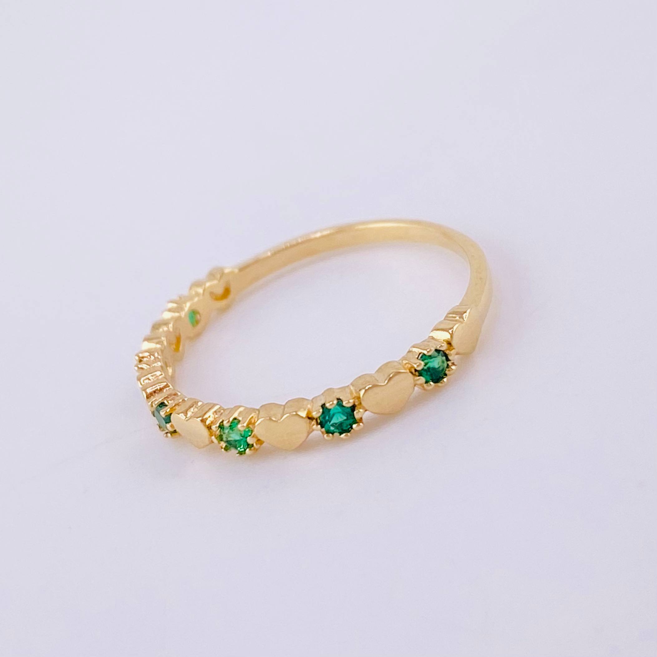 Anillo Churumbela Corazones 1.3g / T5 3/4 Oro Amarillo 18K