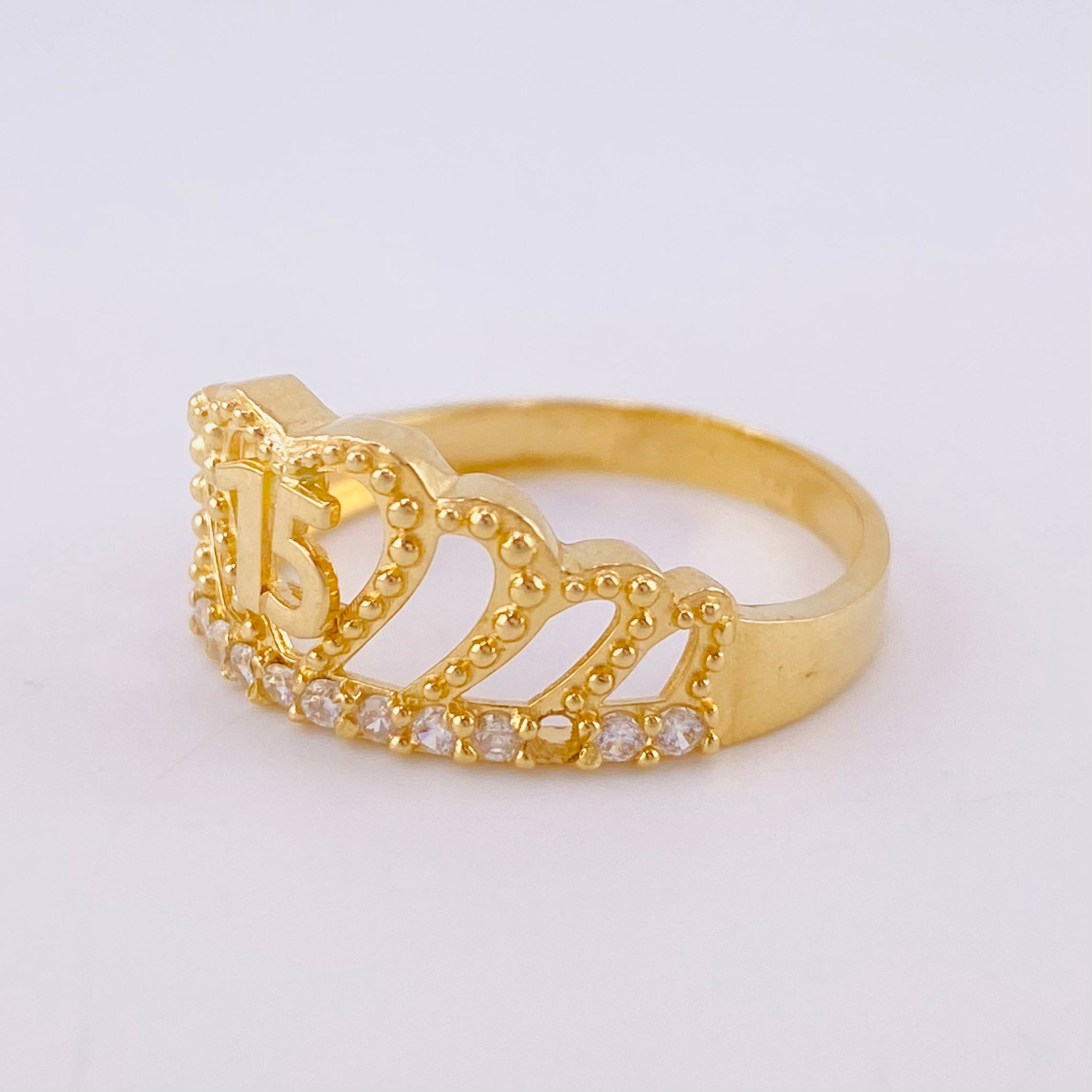 Anillo Corona Corazón Quinces 3.45g / T9 1/2 Oro Amarillo 18K