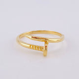Anillo Clavo 2.6g / T9 1/4 Oro Amarillo 18K