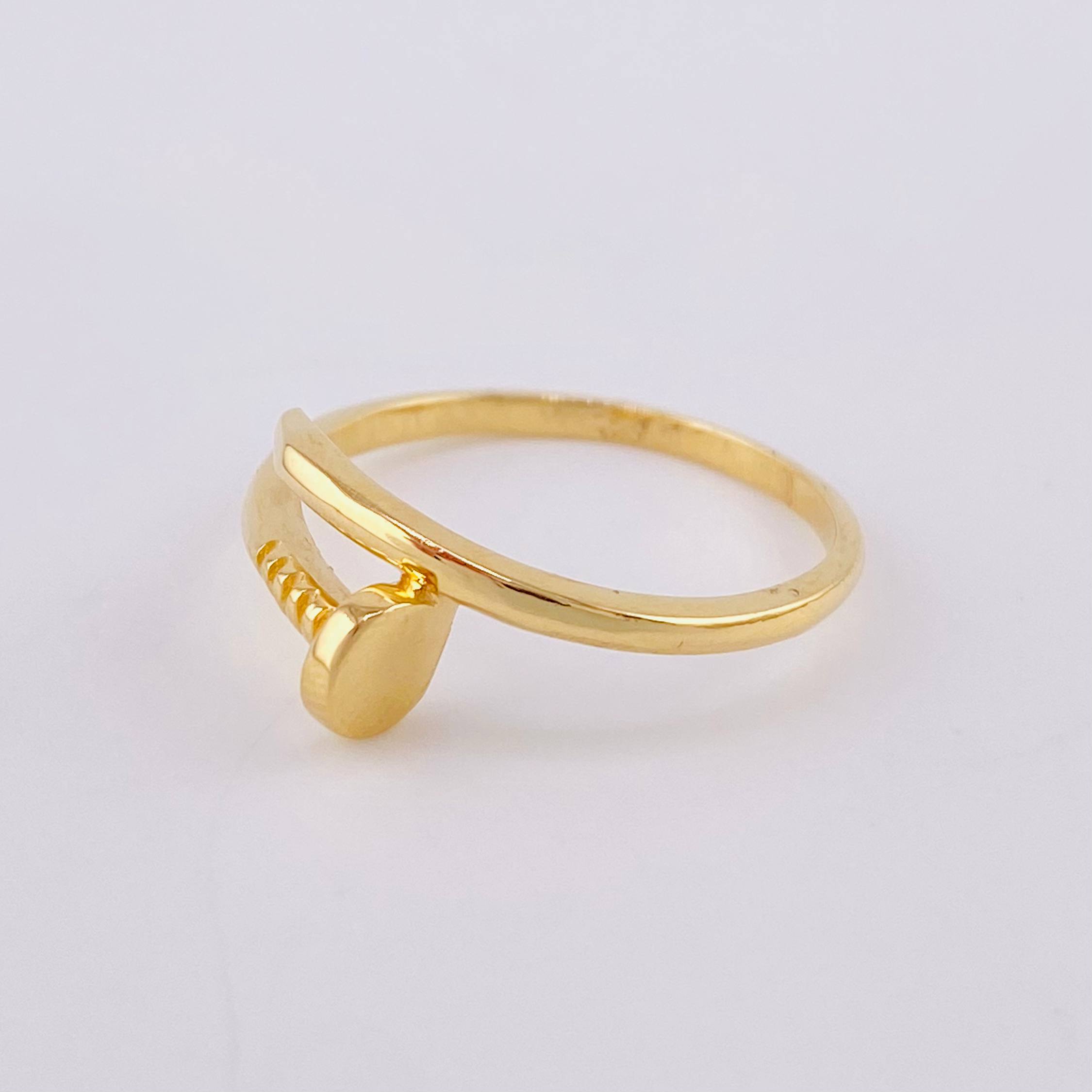 Anillo Clavo 2.7g / T8 1/2 Oro Amarillo 18K