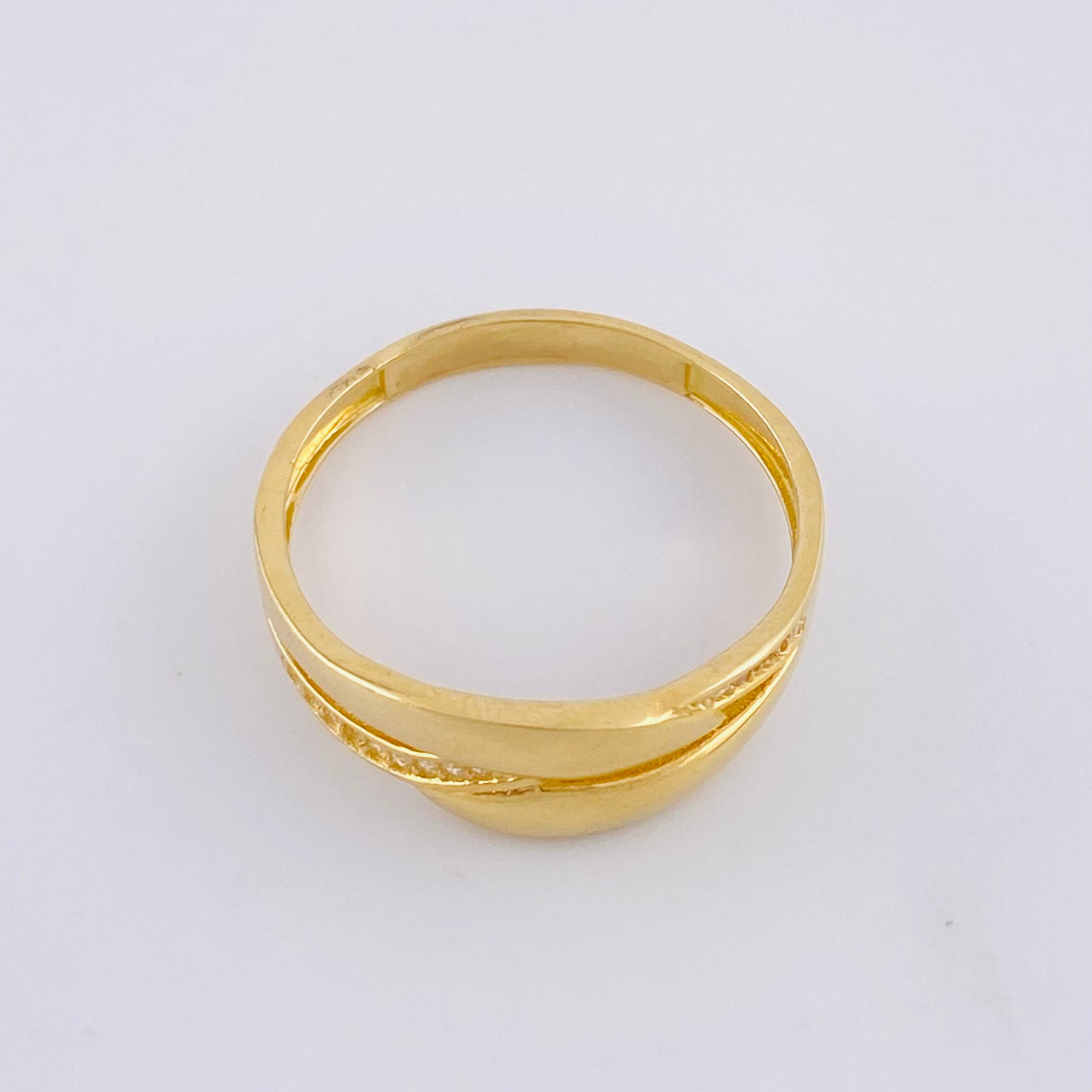 Anillo Entrelazado 3.75g / T5 3/4 Oro Amarillo 18K