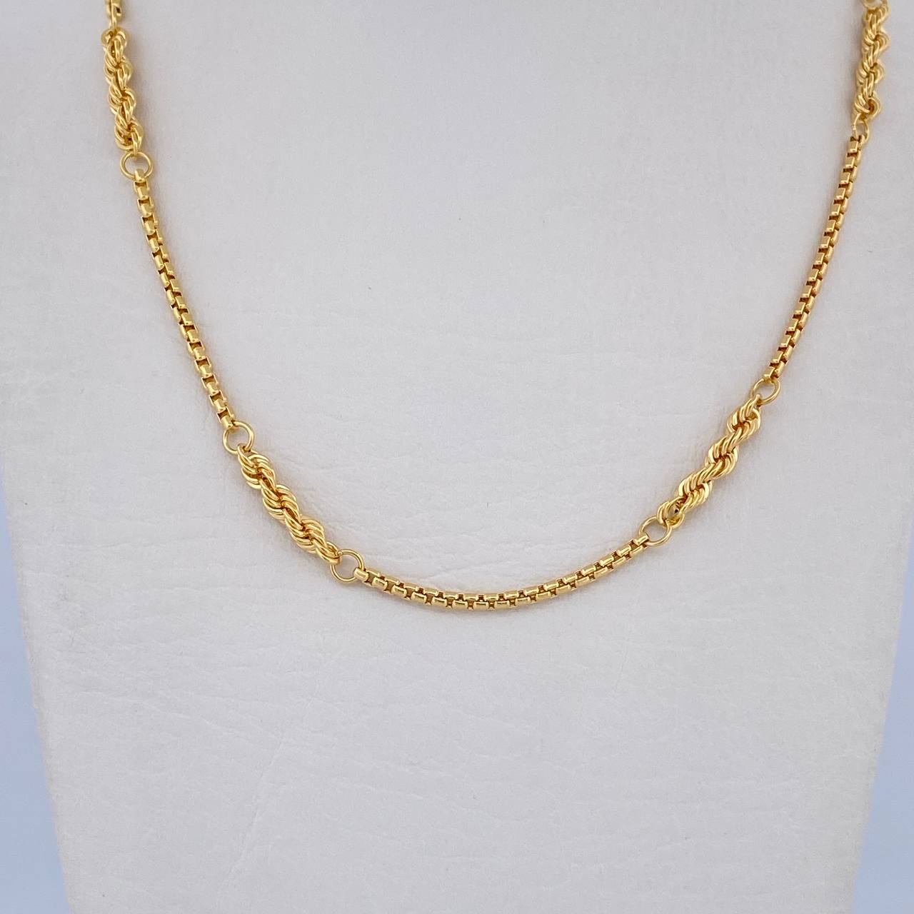 Cadena Lazo Veneciana 5.45gr / 45.2cm / 2.9mm Oro Amarillo +3 18K &