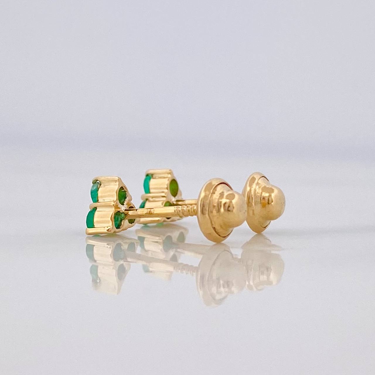 Topos Trebol Esmeralda 12pts 0.85g / 4.86mm Oro Amarillo 18K