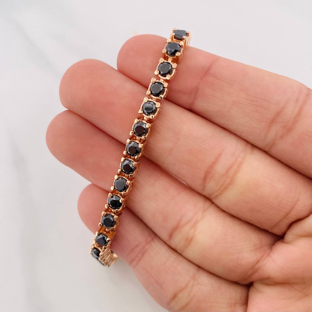 Pulso Tennis Diamantes Negros 5.2qts 22.45g / 19cm / 4.35mm Oro Rosa 18K