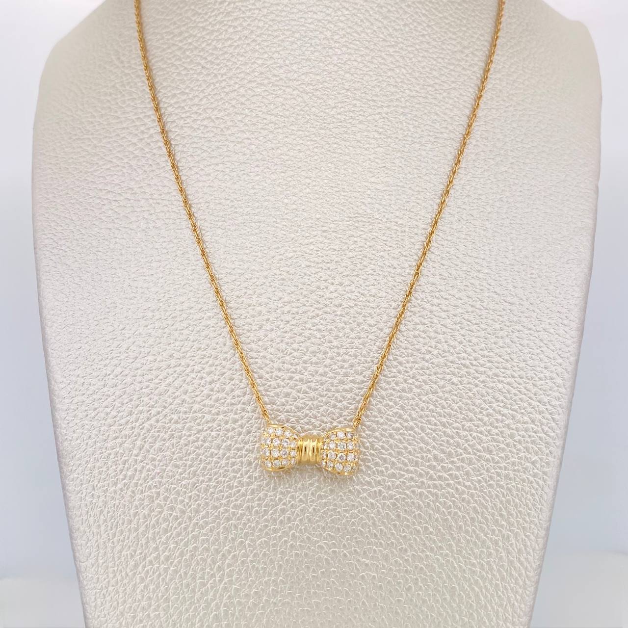 Cadena Singapur Moño Diamante 40pts 5g / 40cm / 1.24mm Oro Amarillo 18K