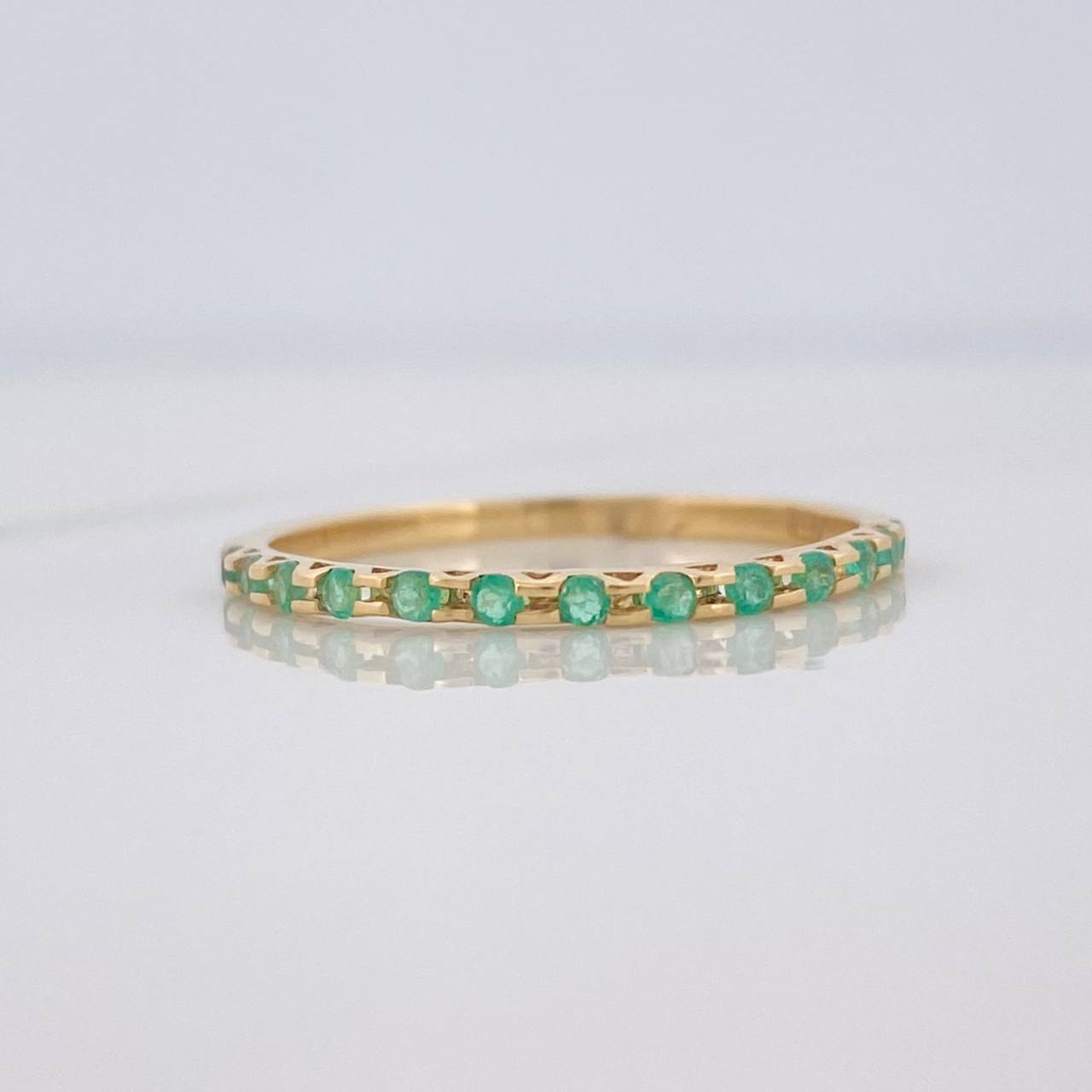 Anillo Churumbela Esmeraldas 14pts 1.1g / T6 Oro Amarillo 18K