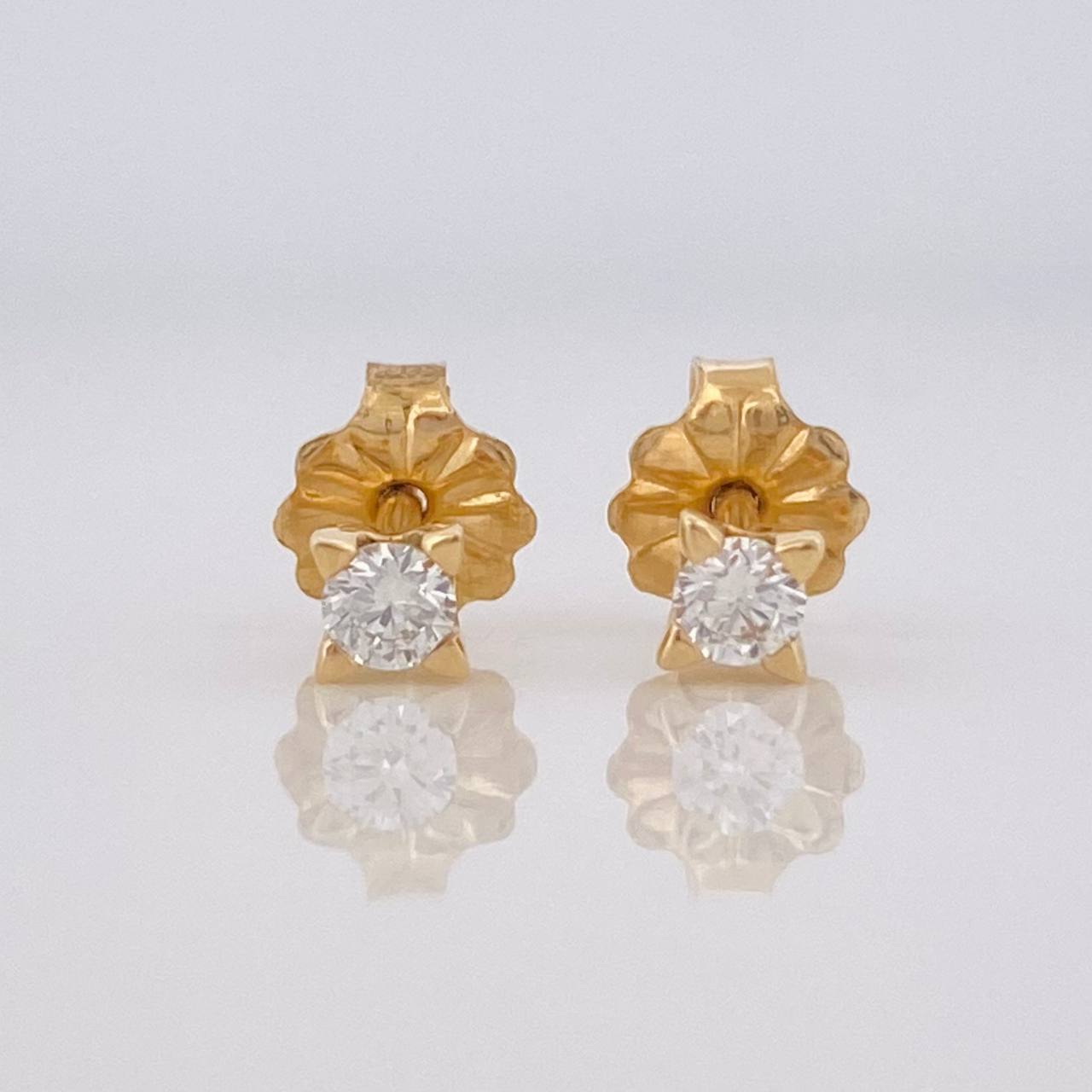 Topos Destello Diamante 12pts 0.8g / 2.82mm Oro Amarillo 18K