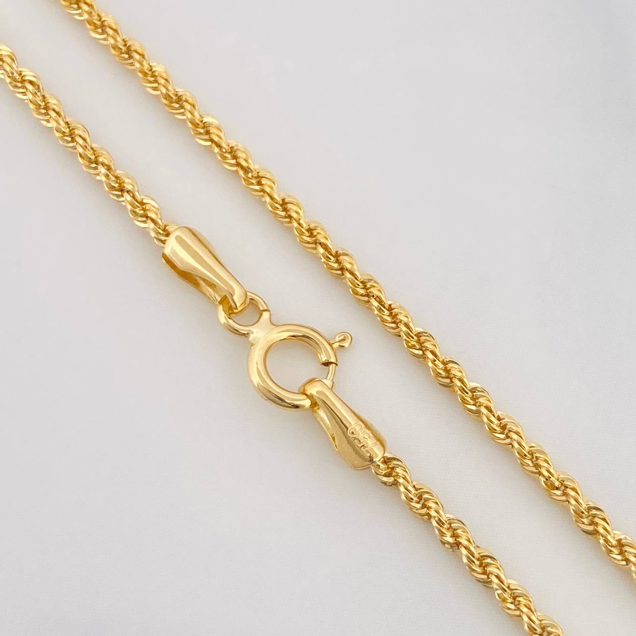 Set Cadena Lazo + Dije Virgen Maria / 2.6g / 50cm Oro Amarillo 18K