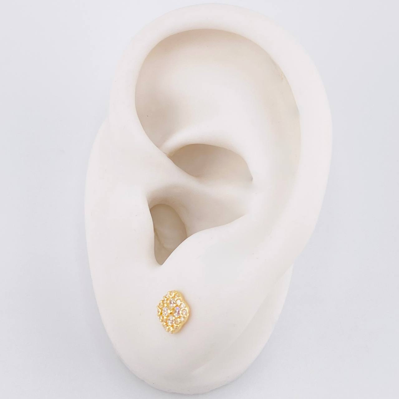 Topos Trebol Tupido 0.9g / 5.7mm Oro Amarillo 18K