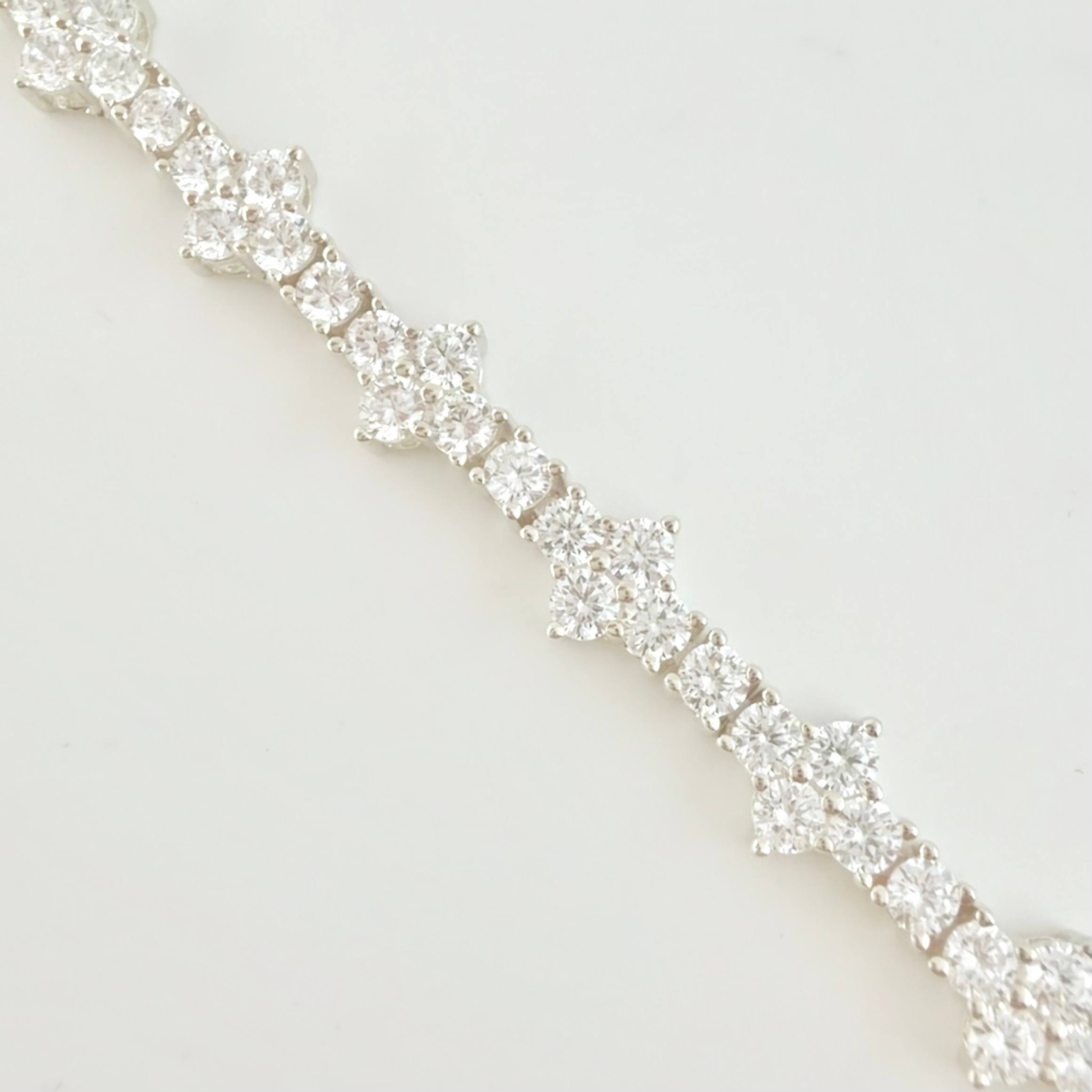 Pulso Borde De Estrella 10.55gr / 18.5cm / 3mm Plata 925 *