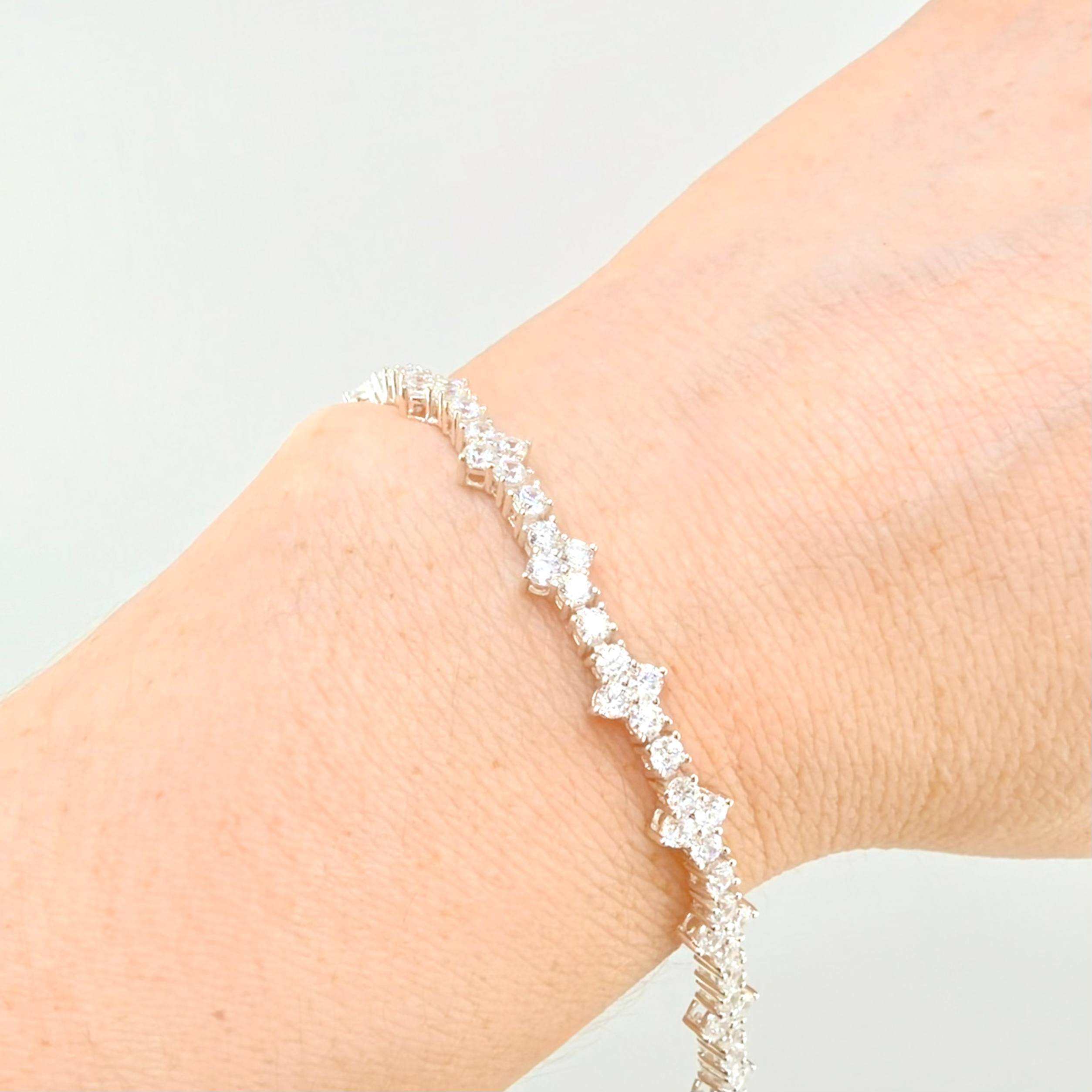 Pulso Borde De Estrella 10.55gr / 18.5cm / 3mm Plata 925 *
