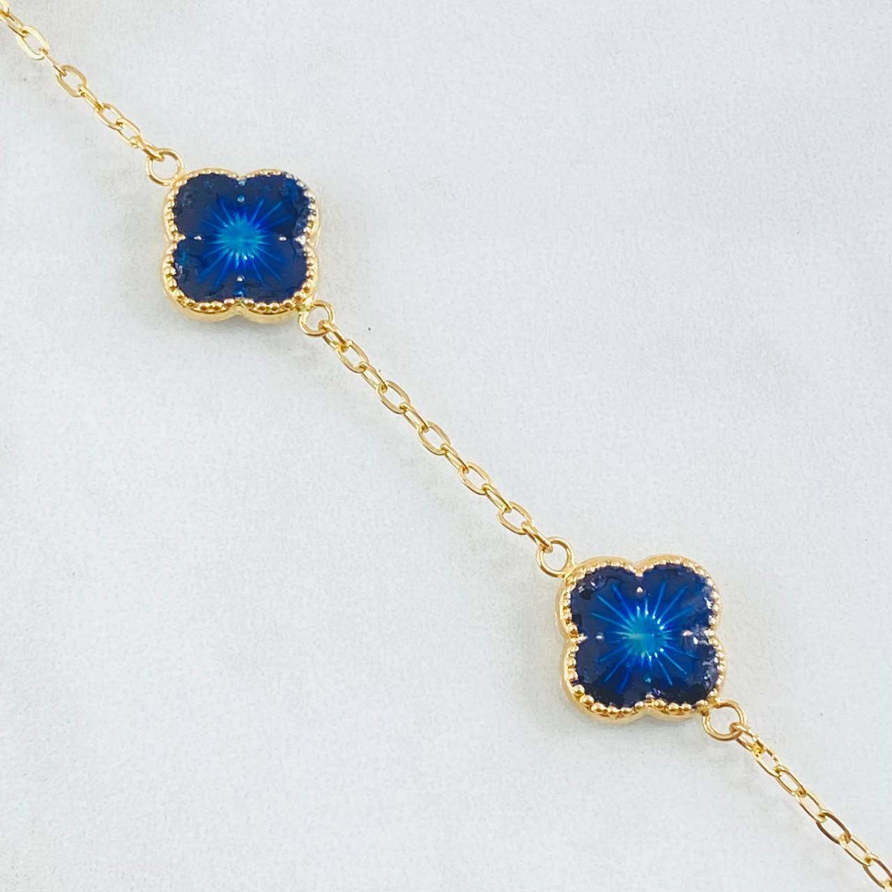 Pulso Trebol Azul 4.9gr / 18.5cm-19.5cm / 12mm Oro Amarillo 18K