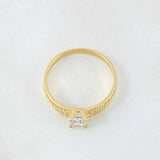 Anillo Solitario 2.6gr / T7 1/4 / Oro Amarillo 18K
