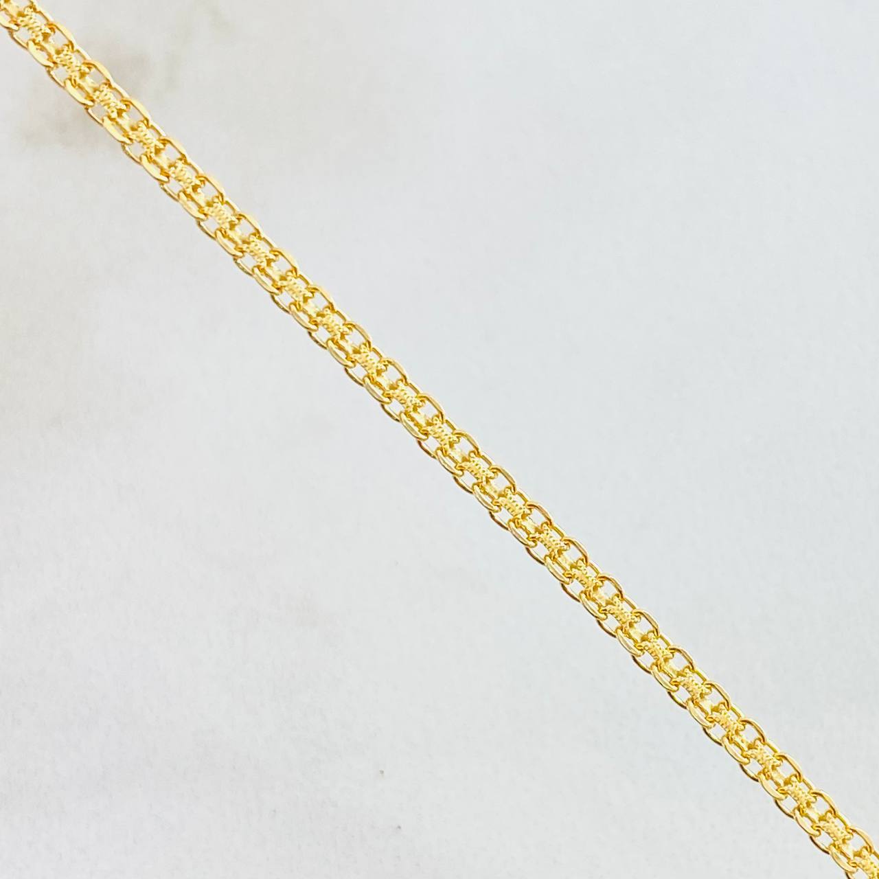 Pulso Chino 1.85gr / 19cm / 2mm Oro Amarillo +1 18K *