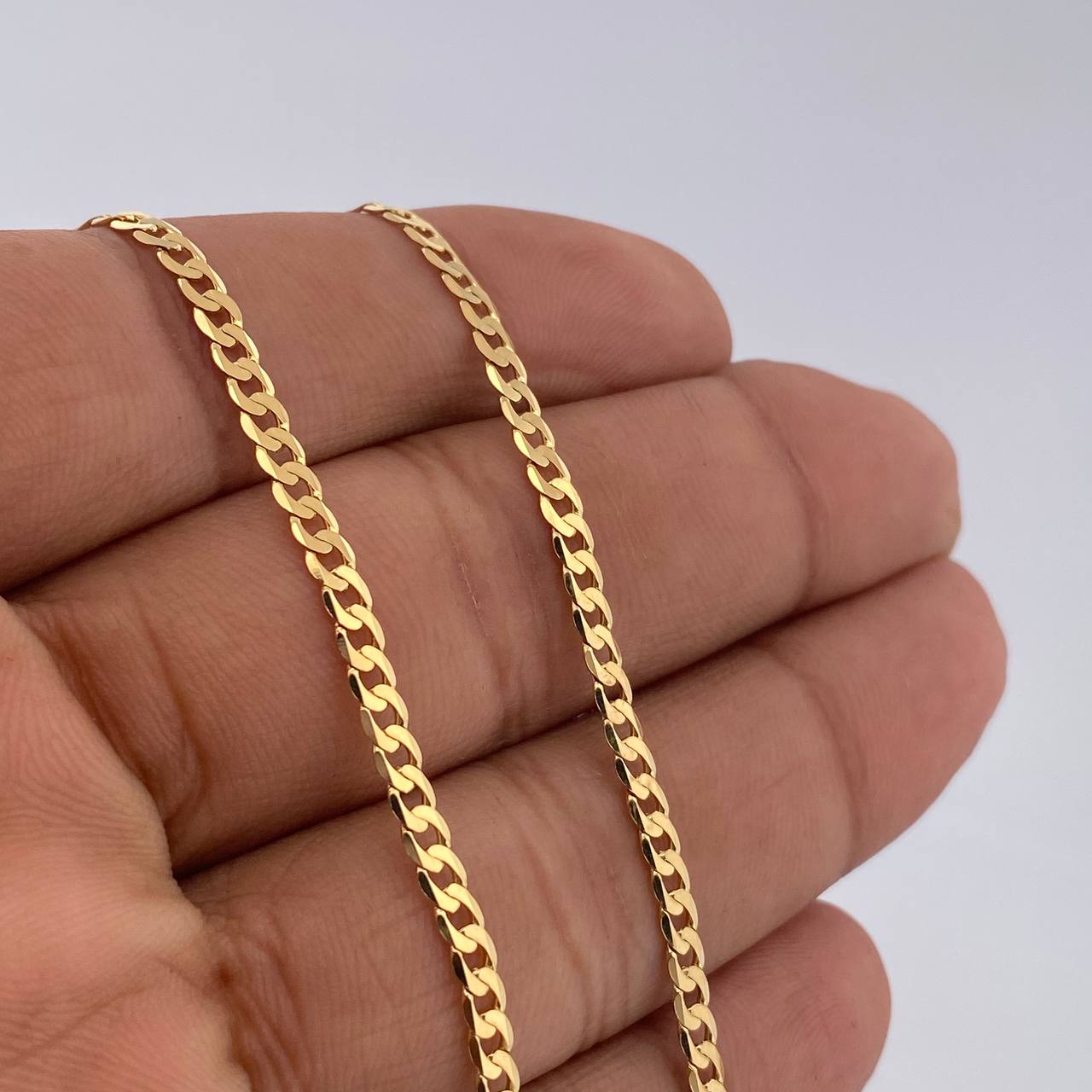 Cadena Cubana 9.75gr / 60.5cm / +1 Oro 18K &