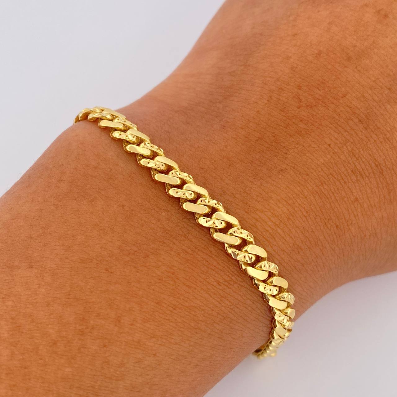 Pulso Cubano Infinito 6.4gr / 18.2cm / 4.8mm Diamantado Oro Amarillo +2 18K &