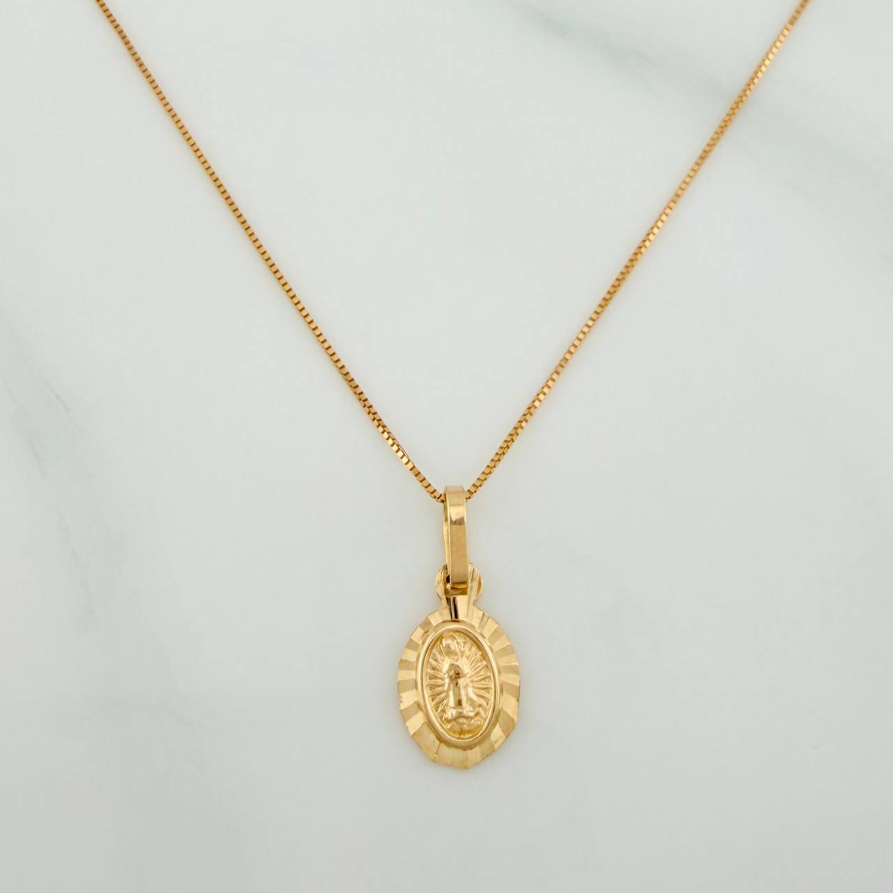 Set Cadena y Dije Veneciana+Virgen Guadalupe 1.5gr / 45cm / 0.3mm Oro Amarillo 18K (Oferta) $