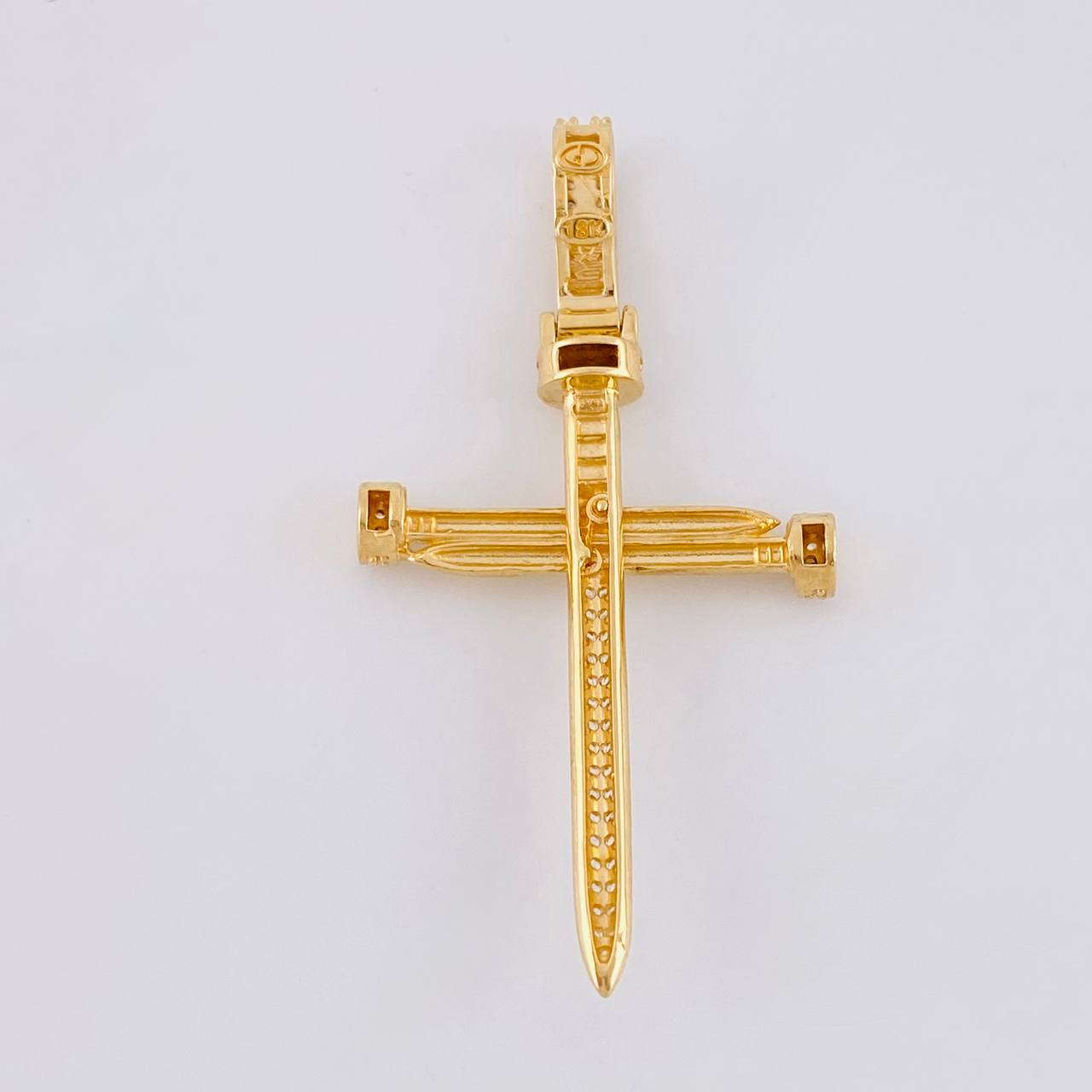 Dije Cruz Clavo 4.1 g / 4.6 cm Oro Amarillo 18K