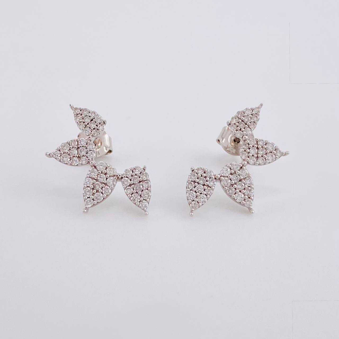 Candongas Amelia Pave Diamantes 6.55qts 2.95g / 1.9cm Oro Blanco 18K