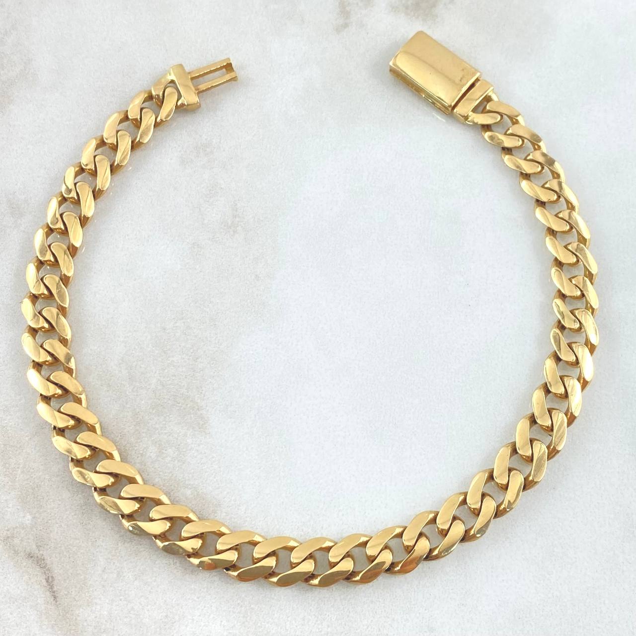Pulso Cubano 13.95gr / 23cm / Nac.Esp. Oro 18K
