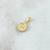 Dije Letra P Mate 0.55gr / 1.5cm / Circulo Cargador Bordeado Oro Amarillo 18K *