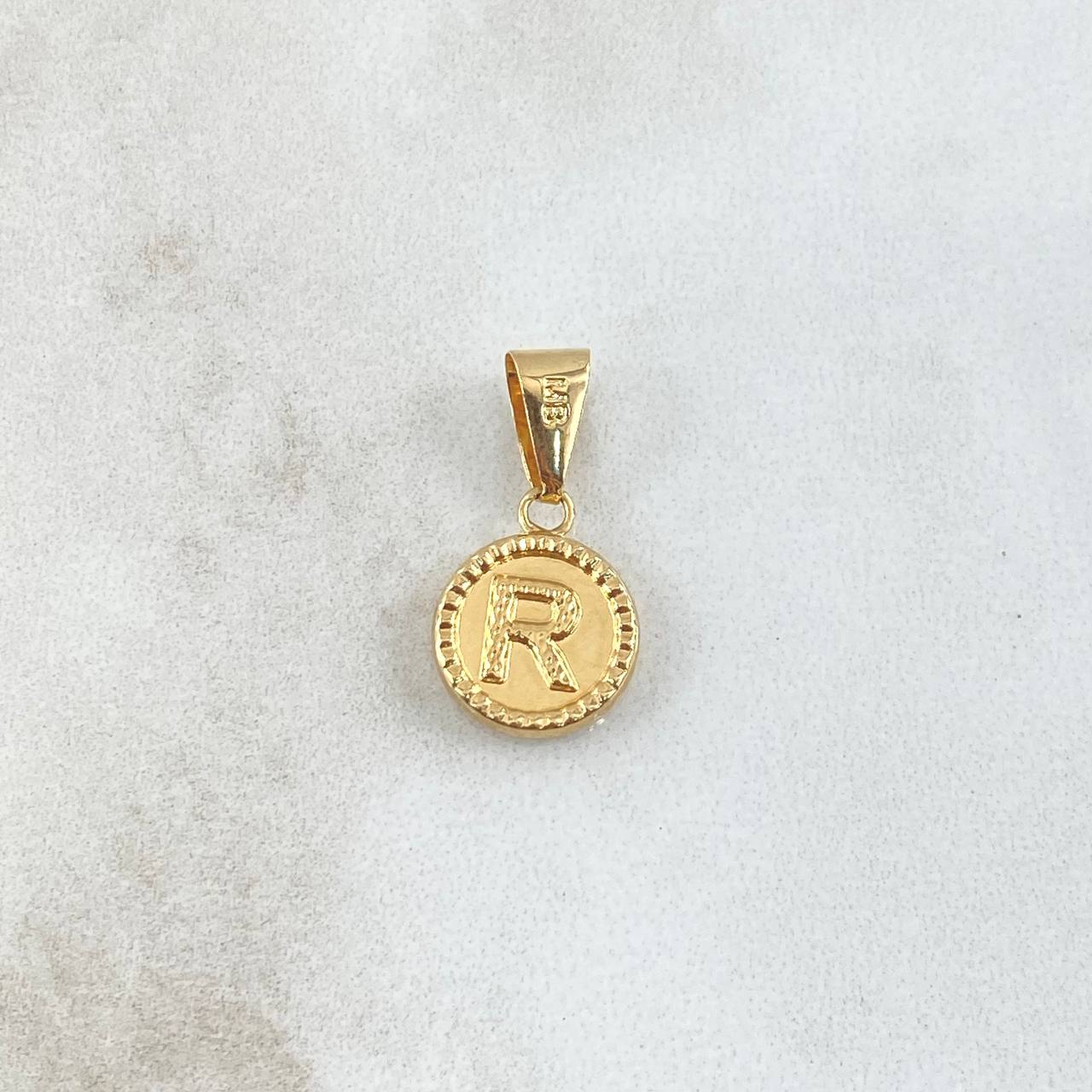 Dije Letra R 0.6gr / 2cm / Circulo Bordeado Oro Amarillo 18K