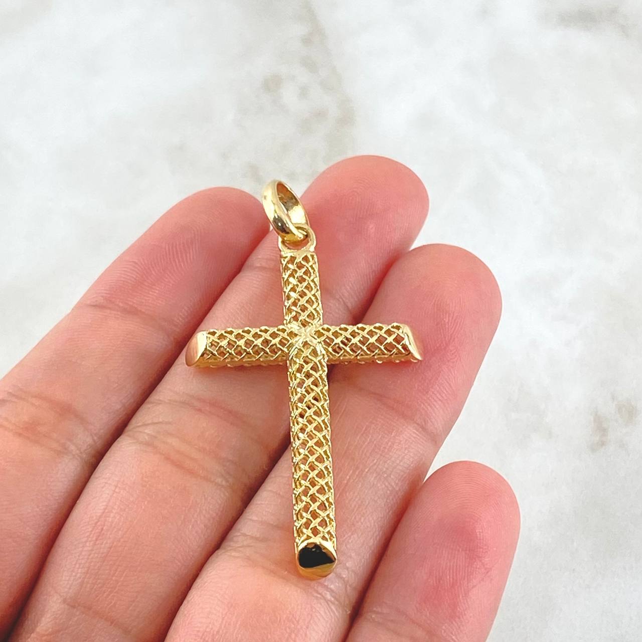 Dije Cruz Malla 3.55gr / 5cm / Oro 18K