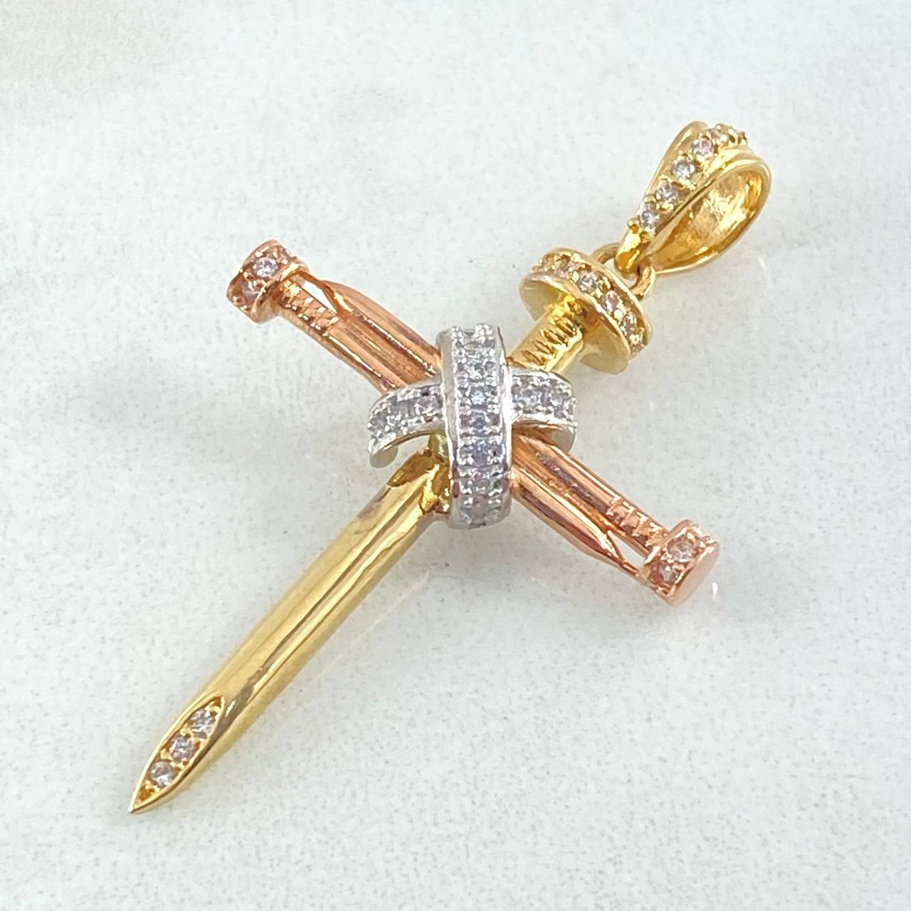 Dije Clavo de Penitencia 3.25gr / 3.8cm / Oro 18K