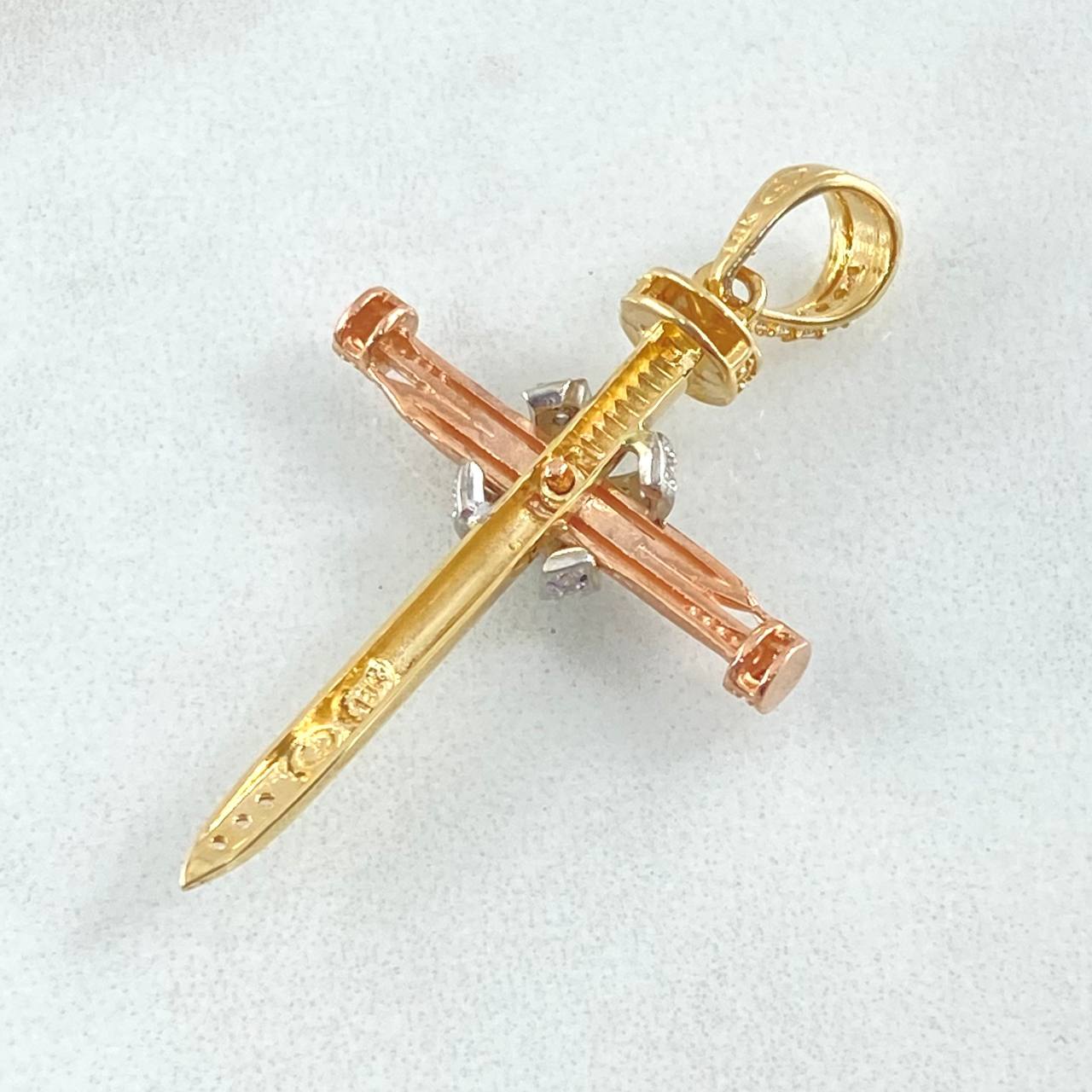 Dije Clavo de Penitencia 3.25gr / 3.8cm / Oro 18K
