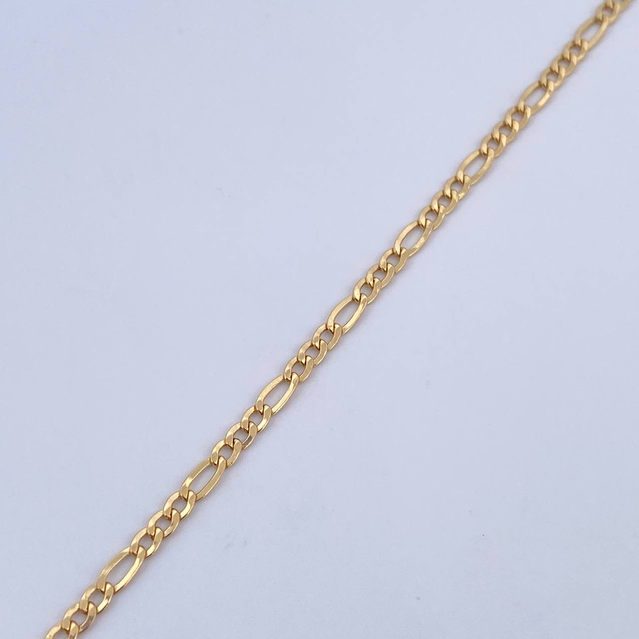 Pulso Figaro 1.4gr / 19.3cm / 2.2mm Oro Amarillo +1 18K &