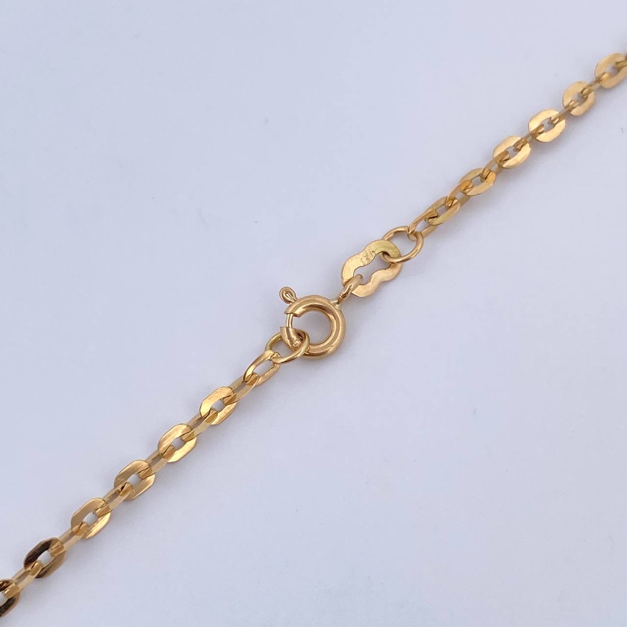 Cadena Aro Seguido 4gr / 44.4cm / 2.3mm Oro Amarillo +3 18K &