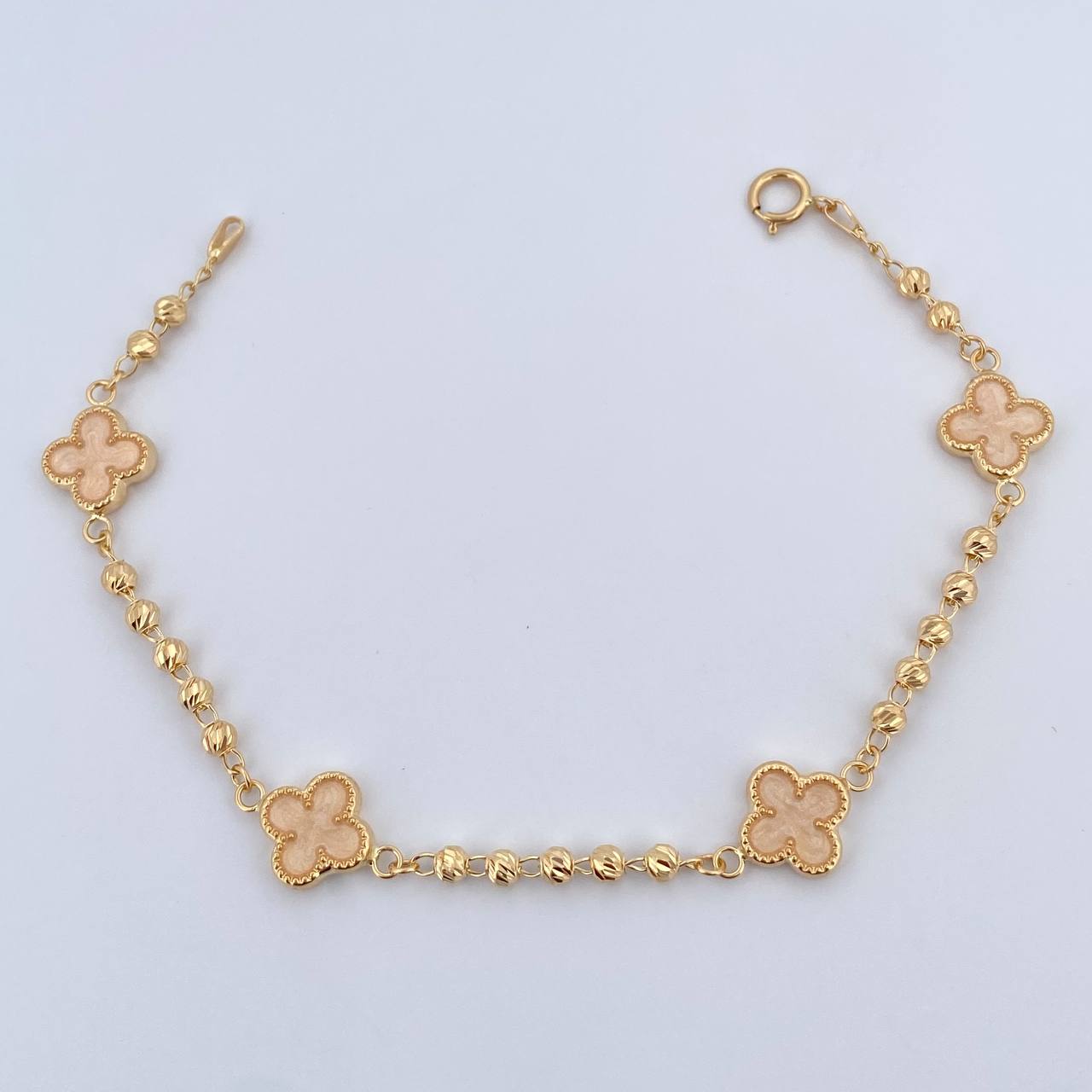 Pulso Trebol Militar 4.35gr / 18.5cm / 3mm Bolas Diamantadas Electroestatico Beige Oro Amarillo 18K &