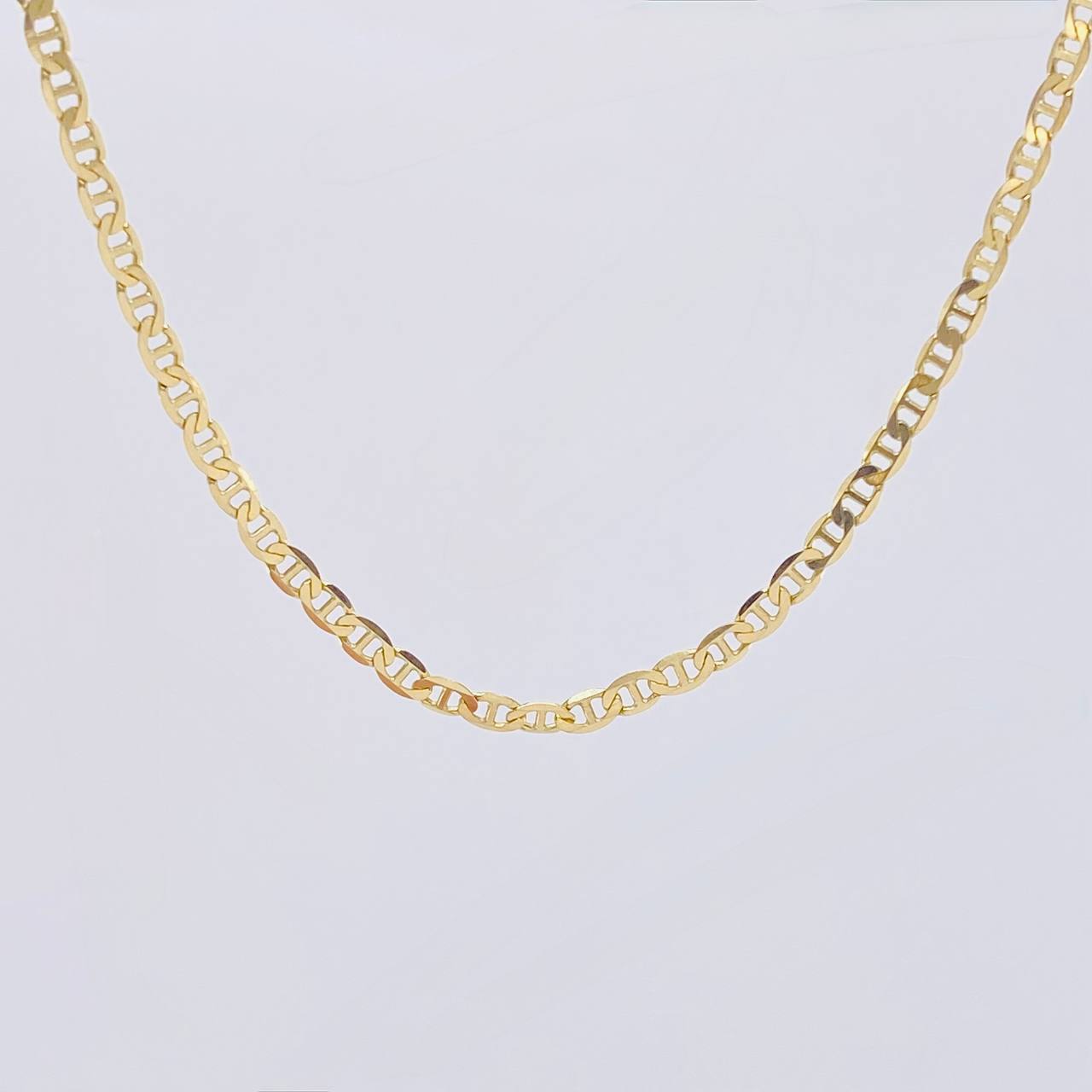 Cadena Plana 4.4 g / 46.5 cm / 2.5 mm Oro Amarillo 18K