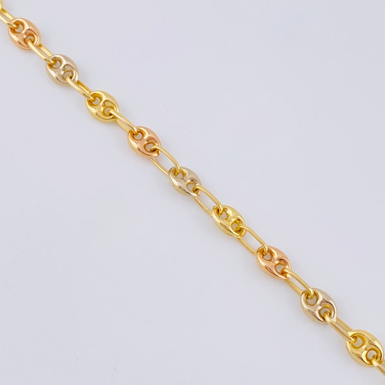Pulso Gc 4.75 g / 18.8 cm / 4.8 mm Tres Oros 18K