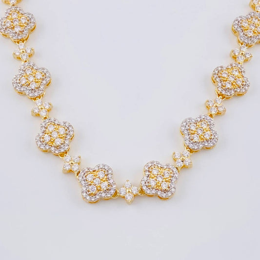 Cadena Trebol Estrellada 35.95 g / 46 cm / 9.9 mm Oro Amarillo 18K