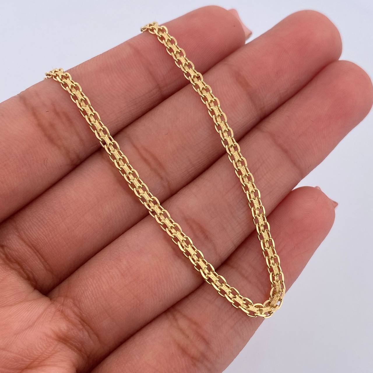 Pulso Chino 2.45gr / 19.3cm / 2.1mm Oro Amarillo +1 18K &