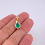 Dije Rocío de Luz Esmeralda 0.69pts Diamante 0.31pts 1.7g / 1.8cm Oro Amarillo 18K