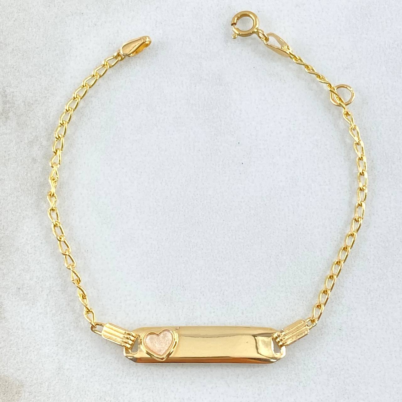 Pulso Bebé Espiga Placa Rectangular Corazon 1.7gr / 12cm-14cm / 1.6mm Resina Perlada Graduable Oro Amarillo 18K ©