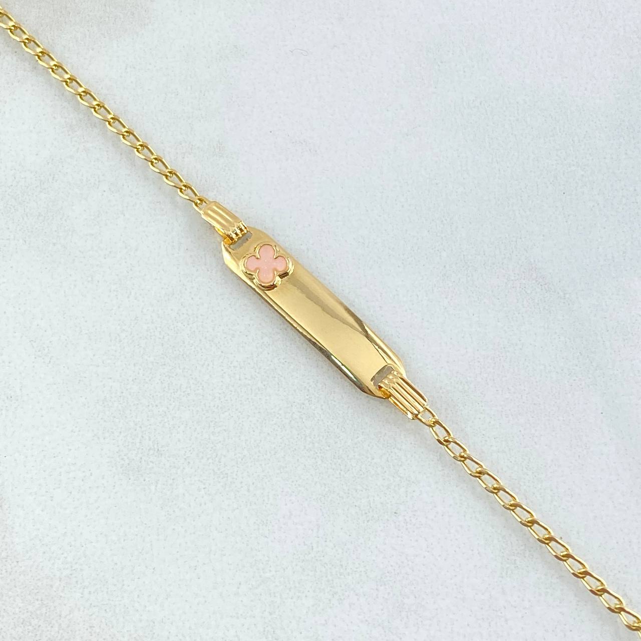 Pulso Bebé Espiga Placa Rectangular Trebol 1.75gr / 12cm-14cm / 1.6mm Resina Rosada Graduable Oro Amarillo 18K *