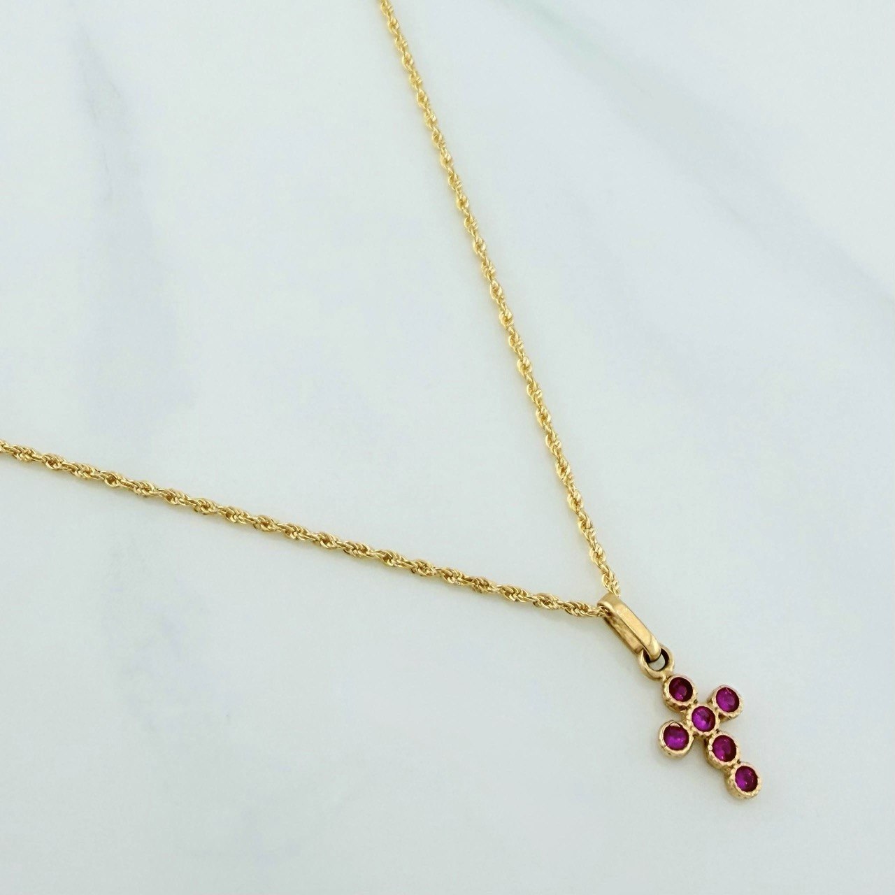 Set Cadena Lazo + Dije Cruz Tupida / 1.7gr / 49.5 cm Oro Amarillo 18K
