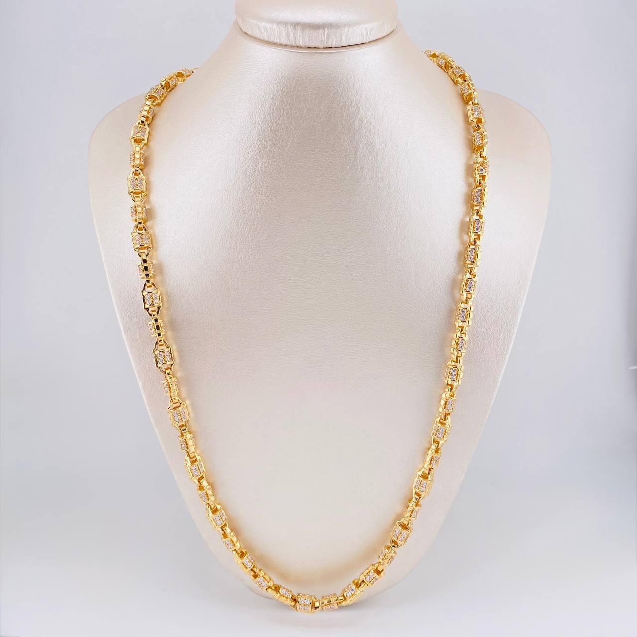 Cadena Rustica Boya 130g / 70cm / 7.5mm Oro Amarillo 18K
