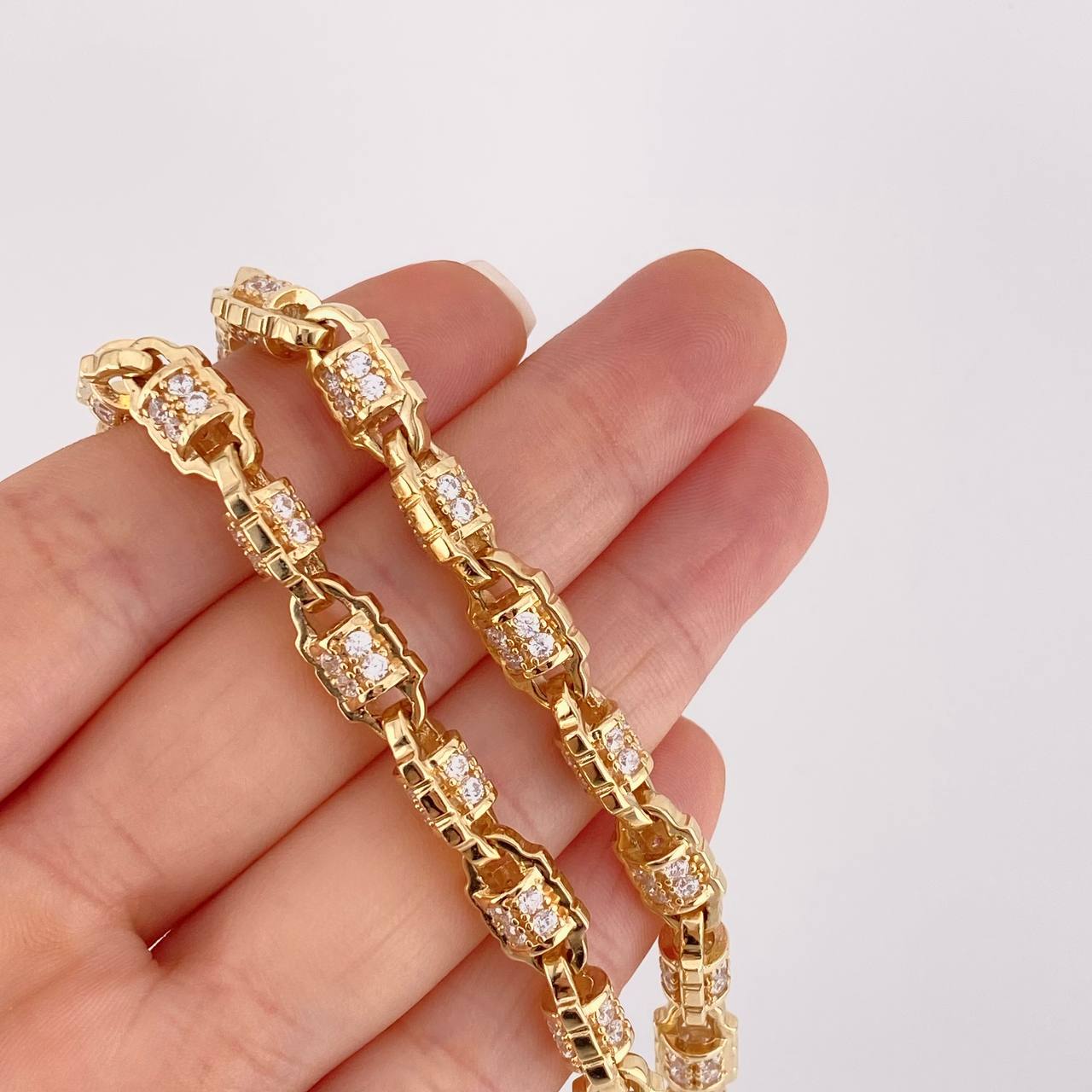 Cadena Rustica Boya 130g / 70cm / 7.5mm Oro Amarillo 18K