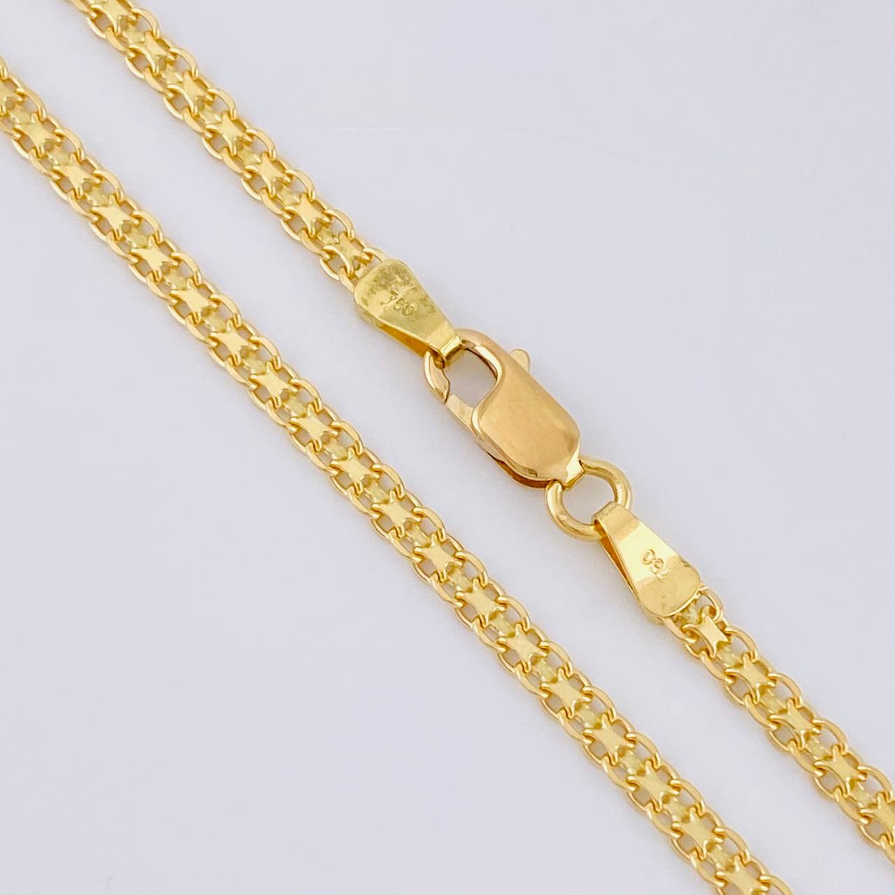 Cadena China 8.8 g / 60.5 cm / 2.5 mm Oro Amarillo 18K