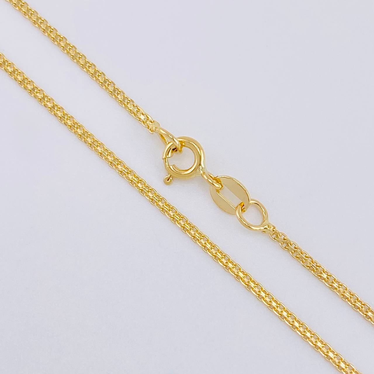 Cadena China 3.3 g / 61.5 cm / 1.5 mm Oro Amarillo 18K