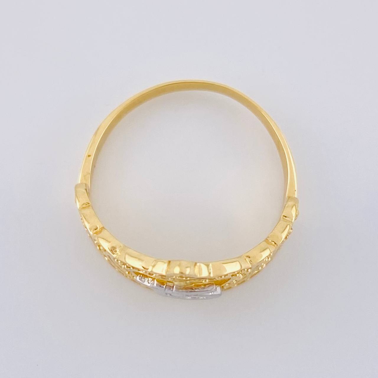 Anillo 15'S Corona 3.6 g / T6 1/2 Dos Oros Amarillo Blanco 18K