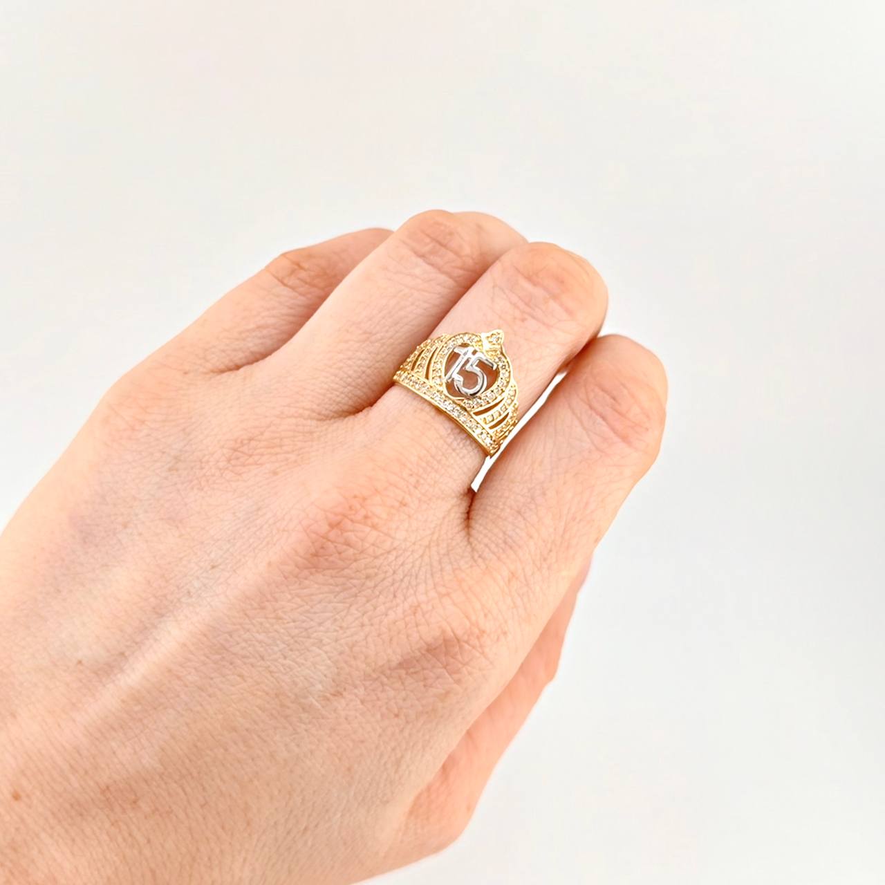 Anillo 15'S Corona 3.6 g / T6 1/2 Dos Oros Amarillo Blanco 18K